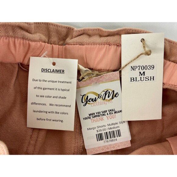 New In Collection Women Medium Blush Shorts Cutoff Cuff Scrunch Waist NWT - Picture 3 of 5